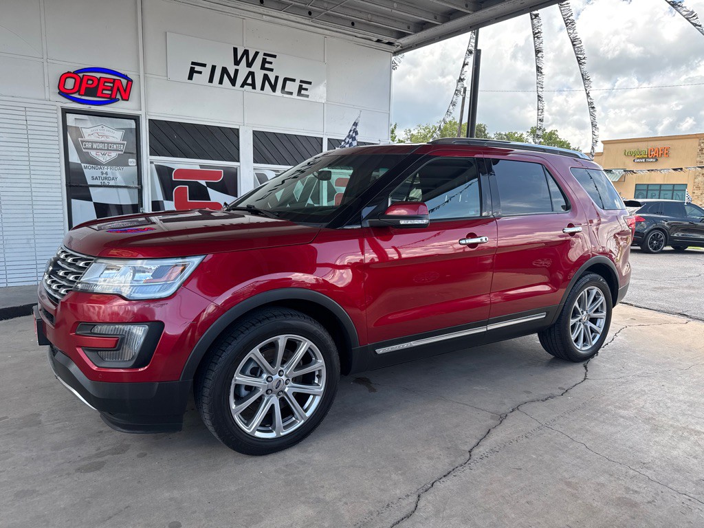 2016 Ford Explorer Image 2