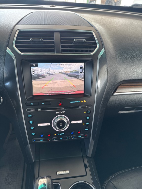2016 Ford Explorer Image 10