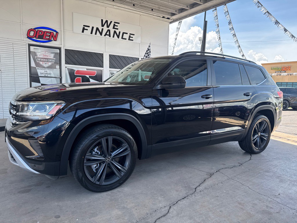 2021 Volkswagen Atlas Image 2
