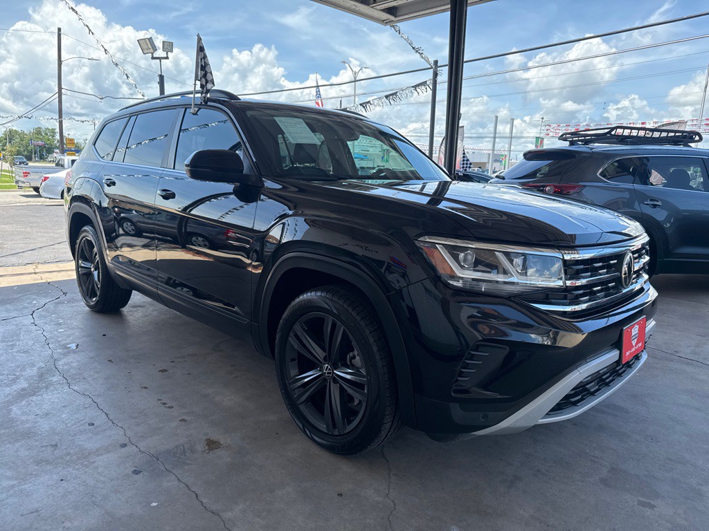 2021 Volkswagen Atlas Image 3