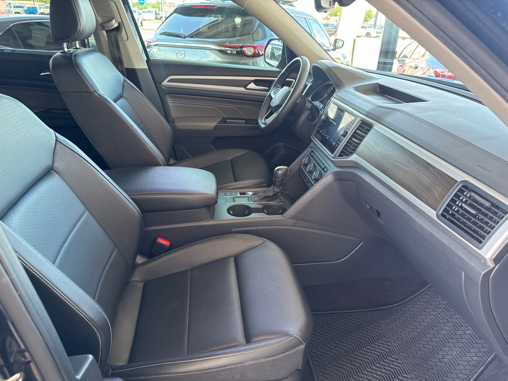 2021 Volkswagen Atlas Image 6
