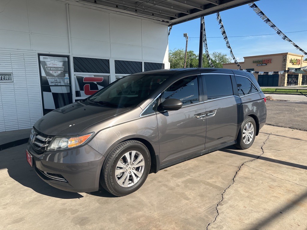 2015 Honda Odyssey Image 2