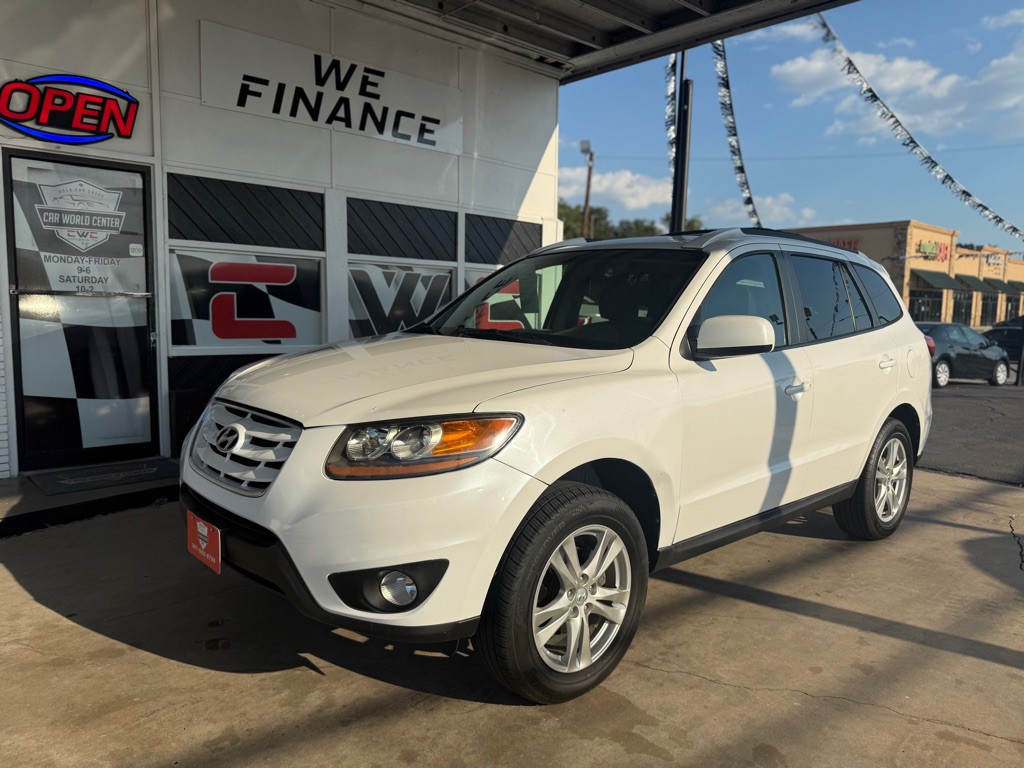 2011 Hyundai Santa Fe Image 2