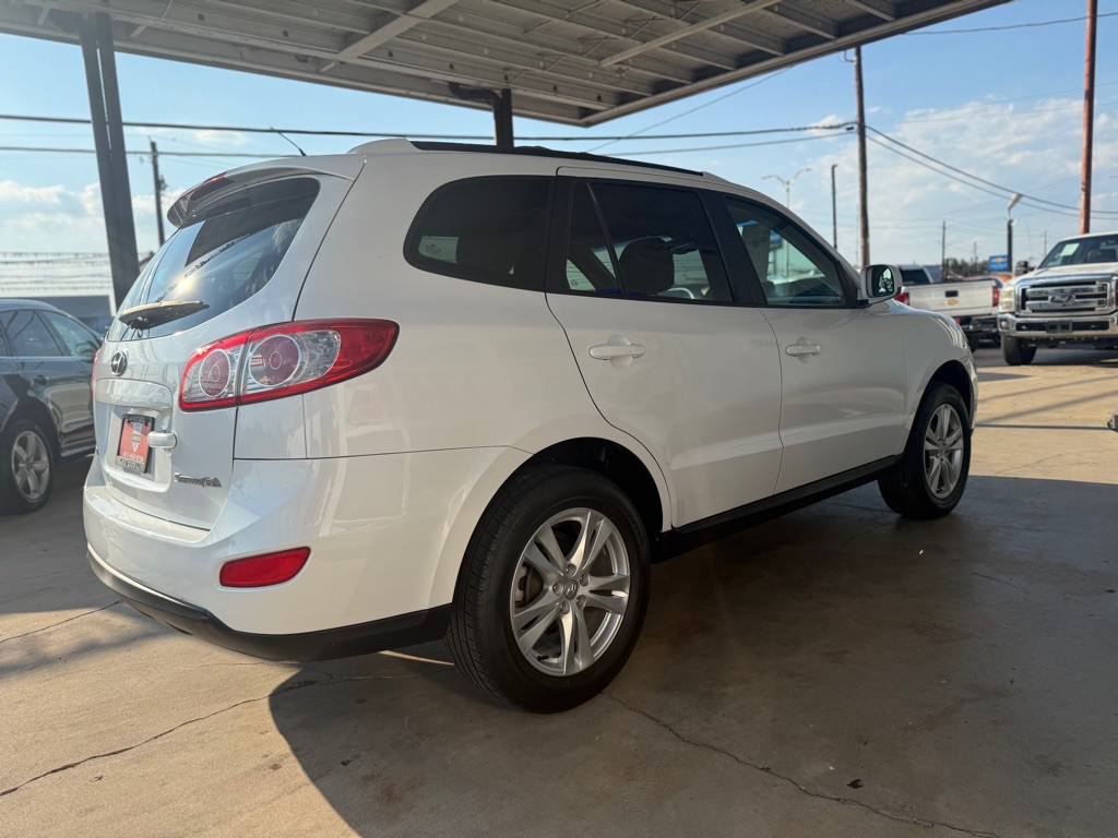 2011 Hyundai Santa Fe Image 6