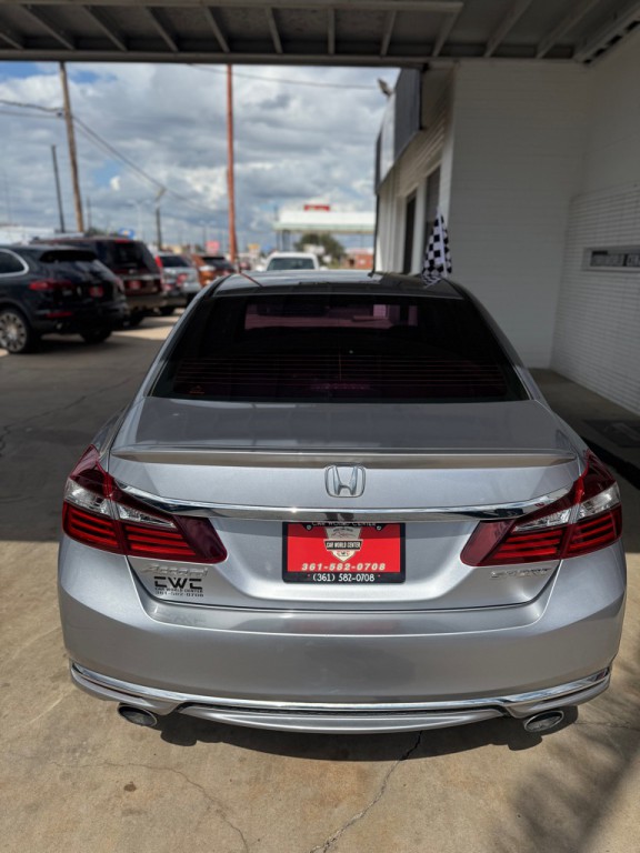 2016 Honda Accord Image 6