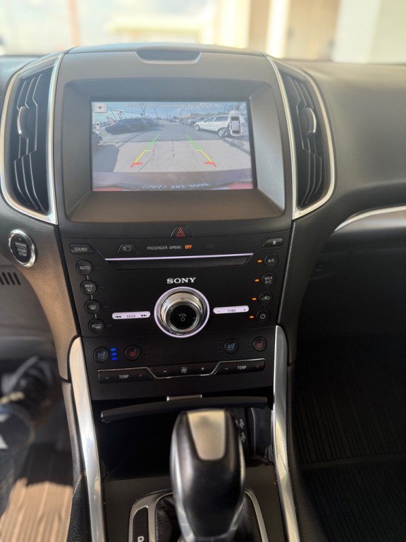 2017 Ford Edge Image 20