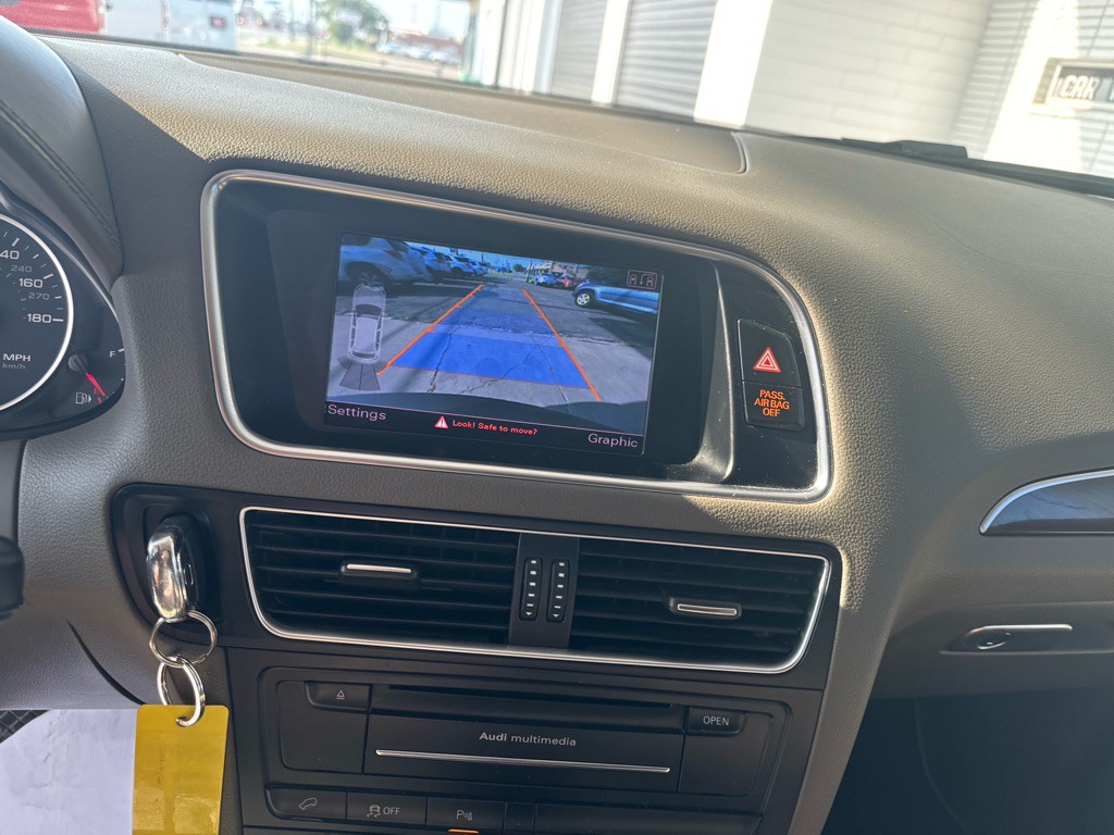 2012 Audi Q5 Image 9