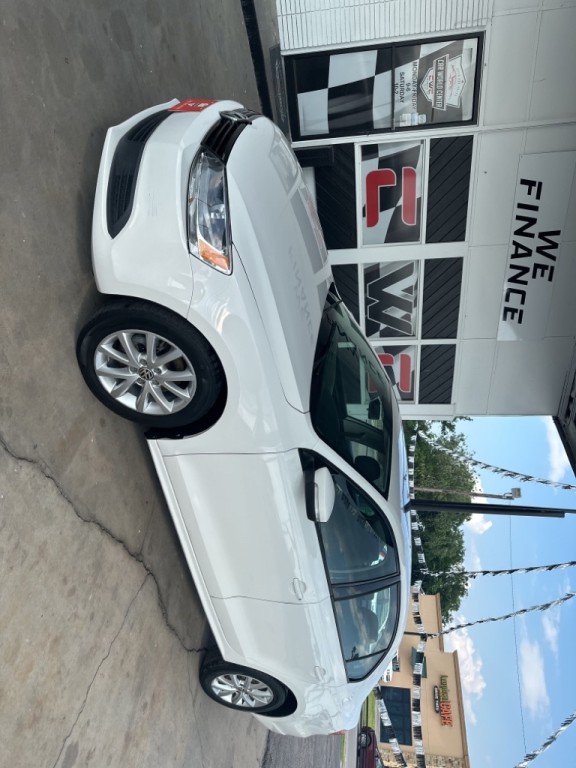 2012 Volkswagen Jetta Image 4