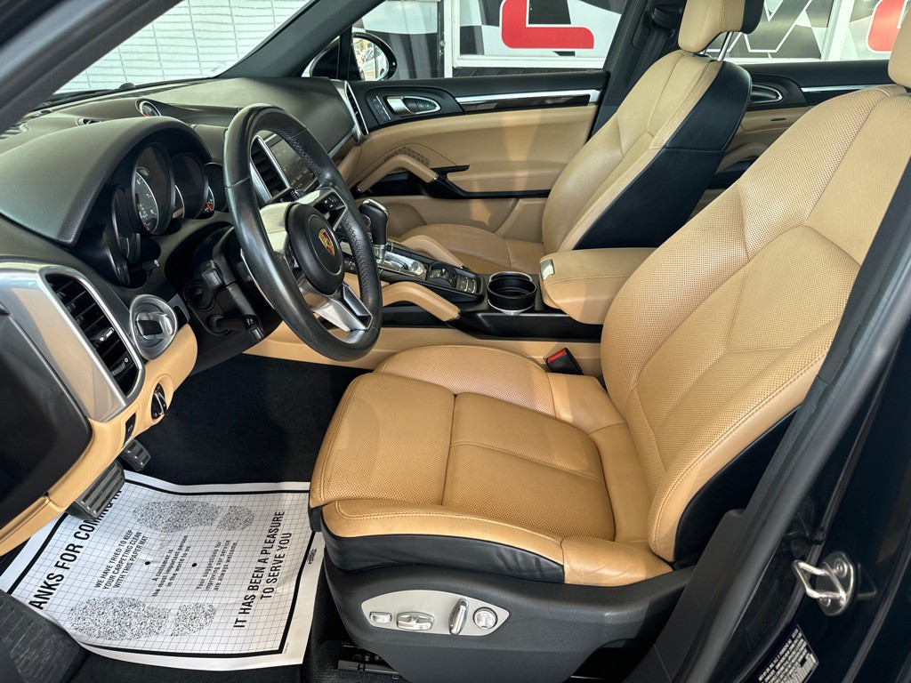 2016 Porsche Cayenne Image 5
