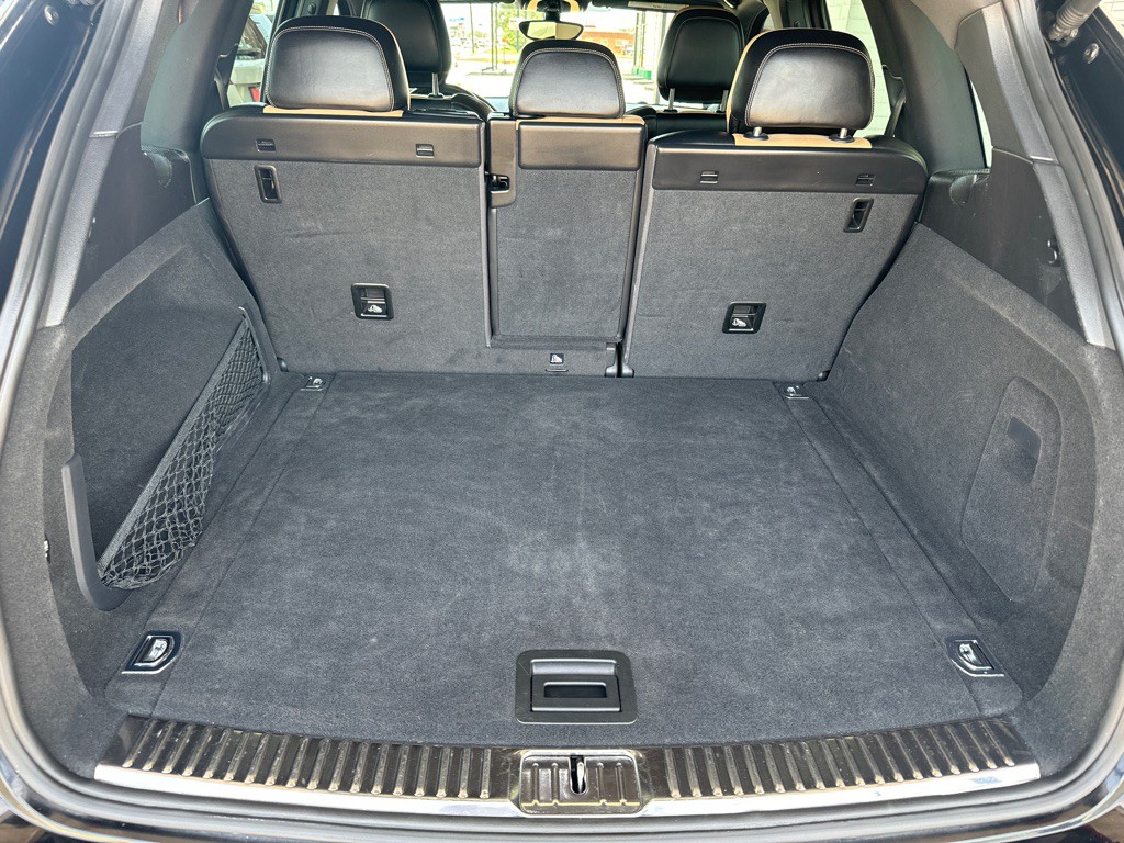 2016 Porsche Cayenne Image 9