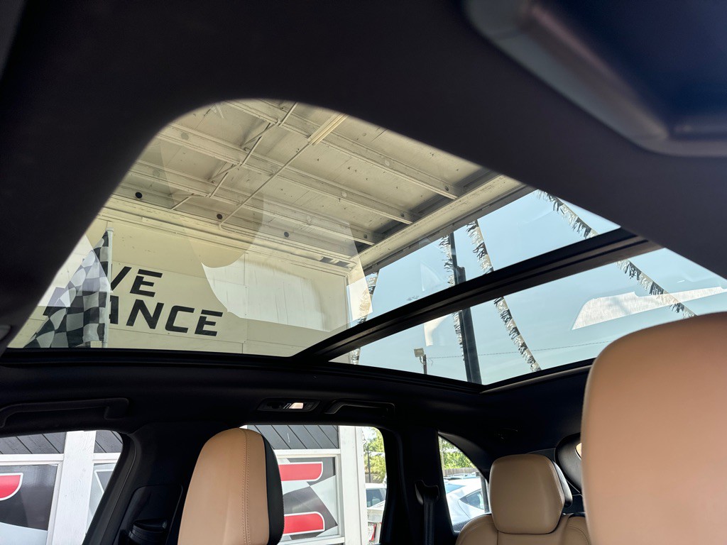 2016 Porsche Cayenne Image 13