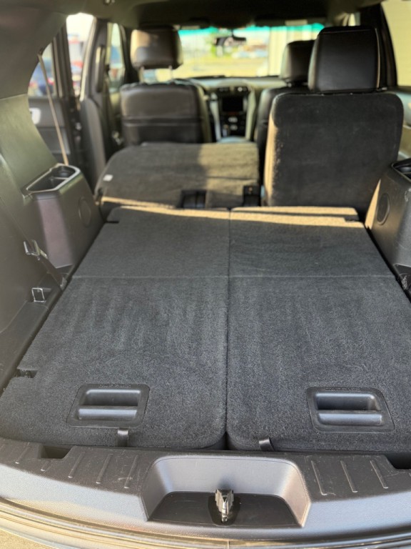 2015 Ford Explorer Image 11