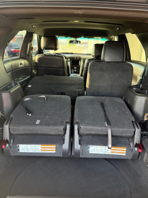 2015 Ford Explorer Image 12