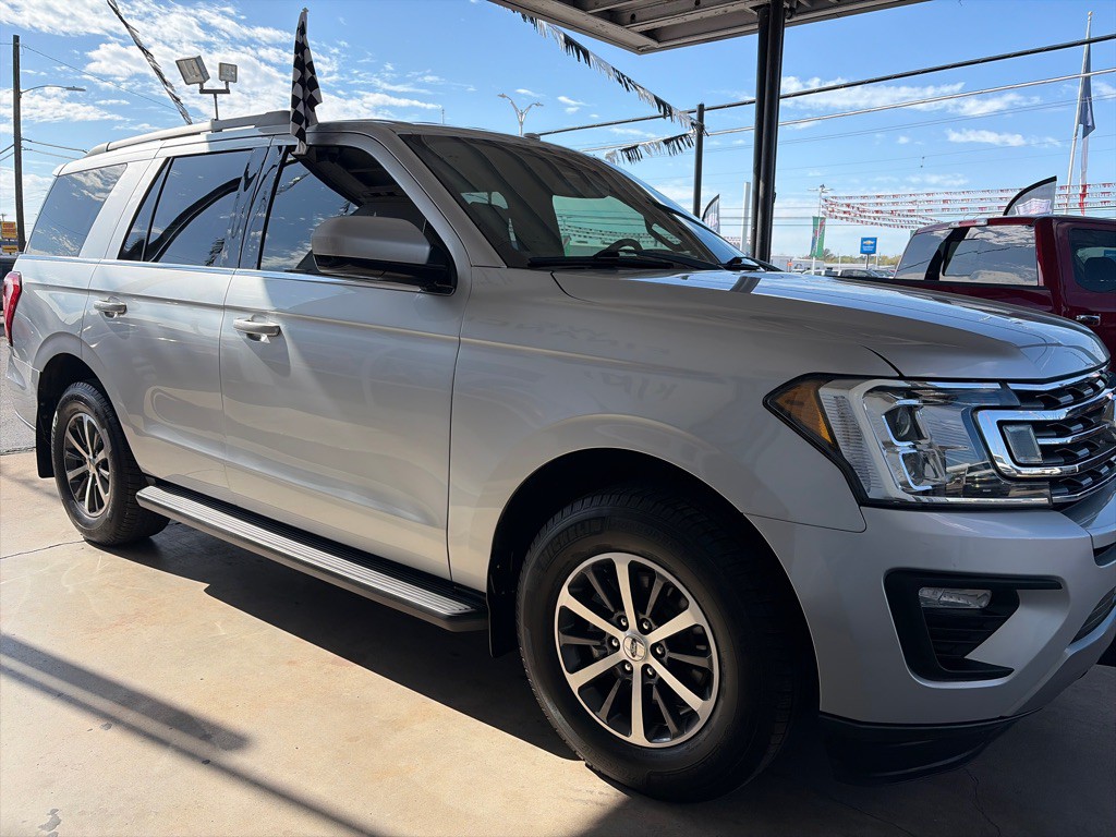 2019 Ford Expedition Image 2