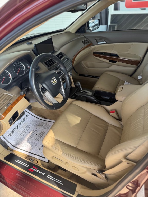 2010 Honda Accord Image 7