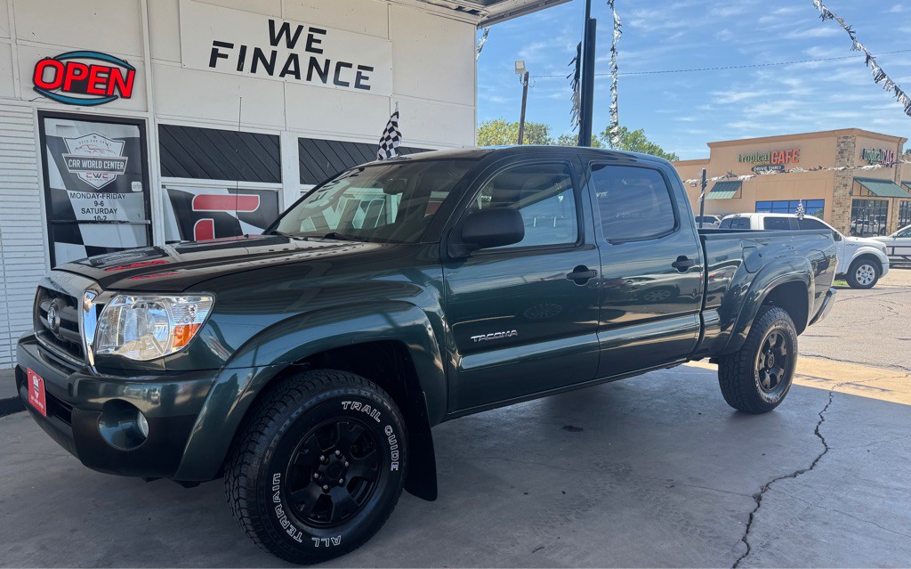 2010 Toyota Tacoma Image 2