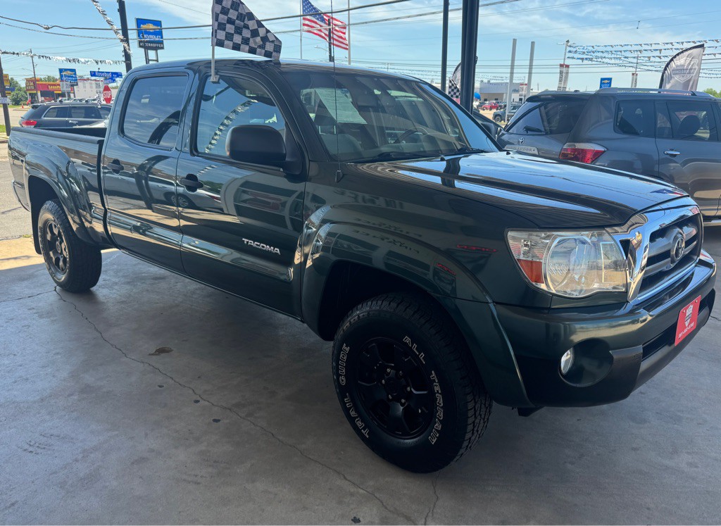 2010 Toyota Tacoma Image 3