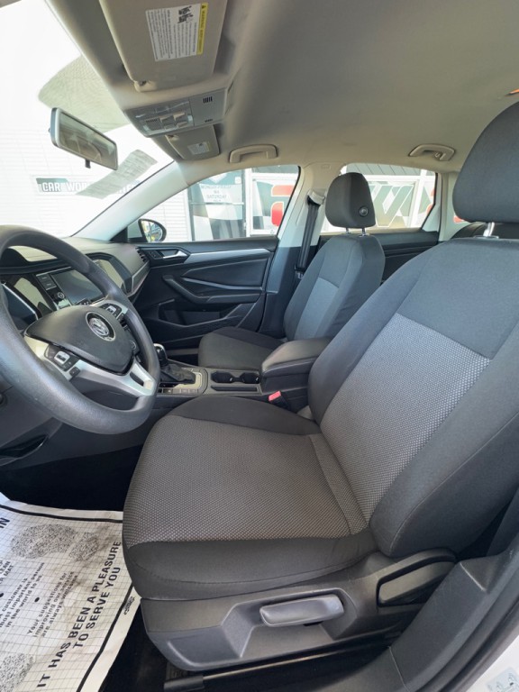 2019 Volkswagen Jetta Image 11