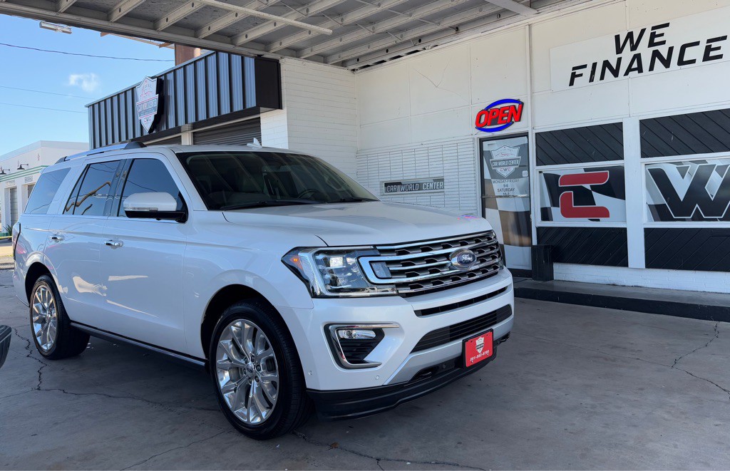 2018 Ford Expedition Image 2