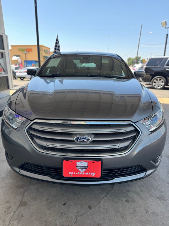 2014 Ford Taurus Image 1