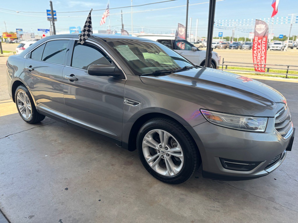 2014 Ford Taurus Image 3