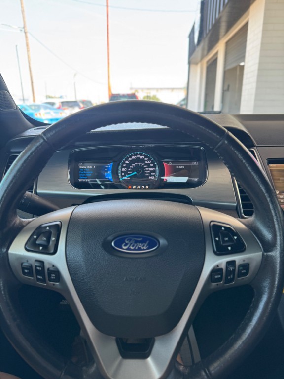 2014 Ford Taurus Image 10