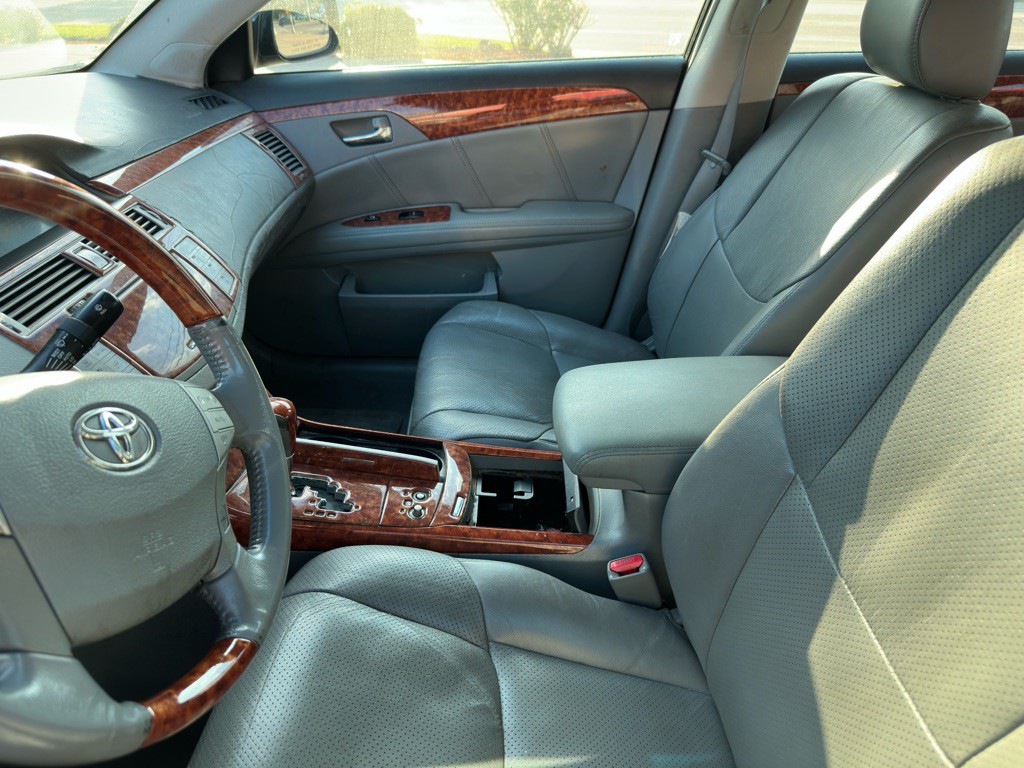 2007 Toyota Avalon Image 3
