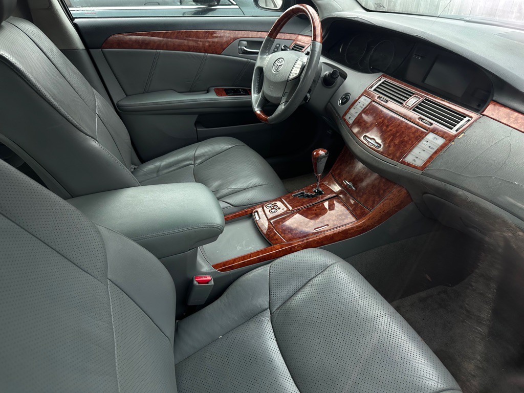 2007 Toyota Avalon Image 4