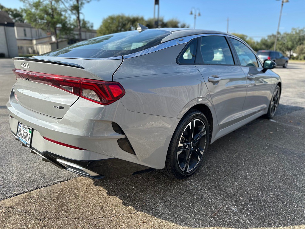 2022 Kia K5 Image 3