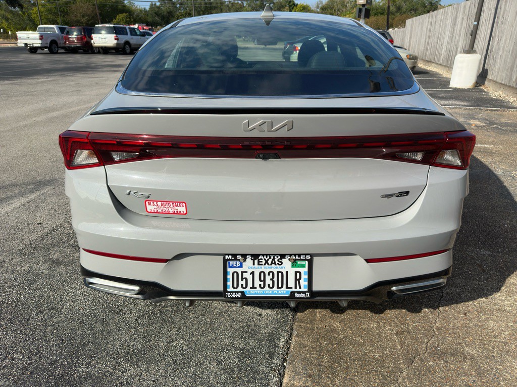 2022 Kia K5 Image 5