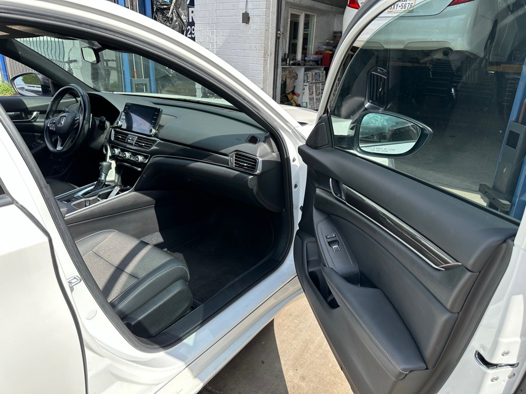 2022 Honda Accord Image 11