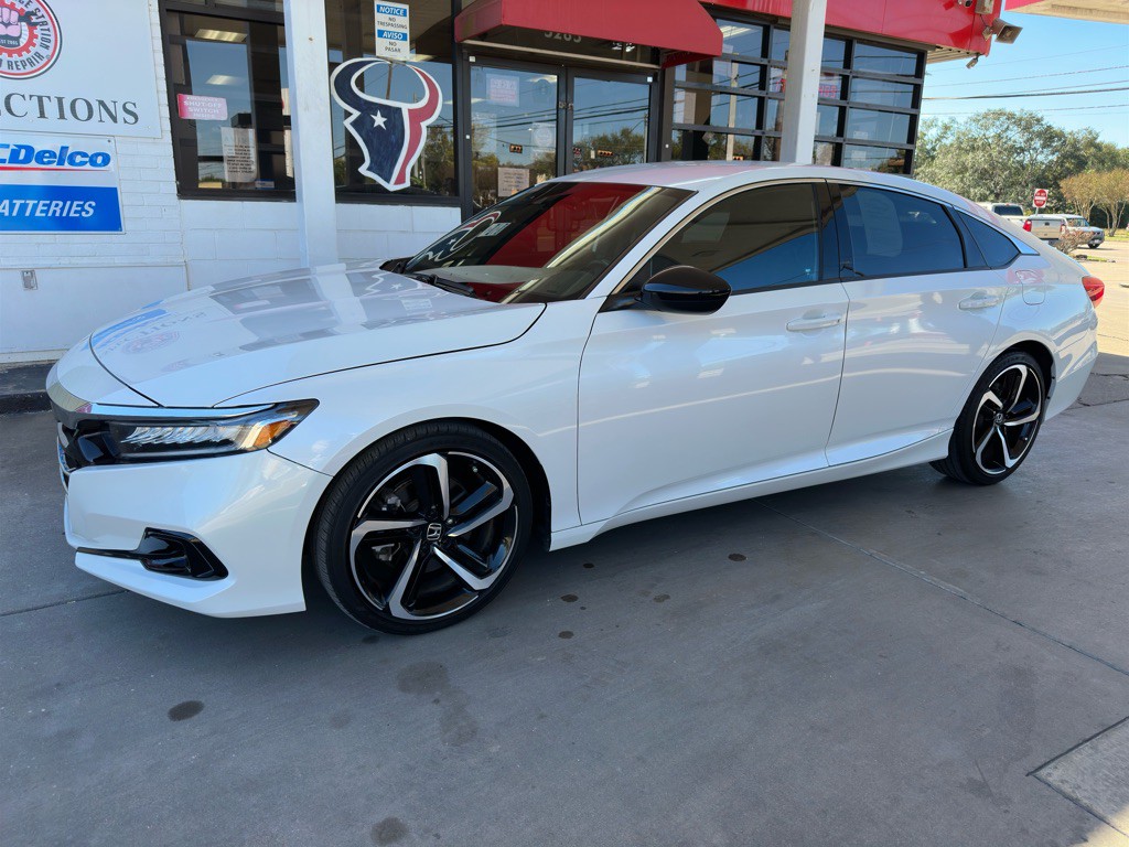 2022 Honda Accord Image 16