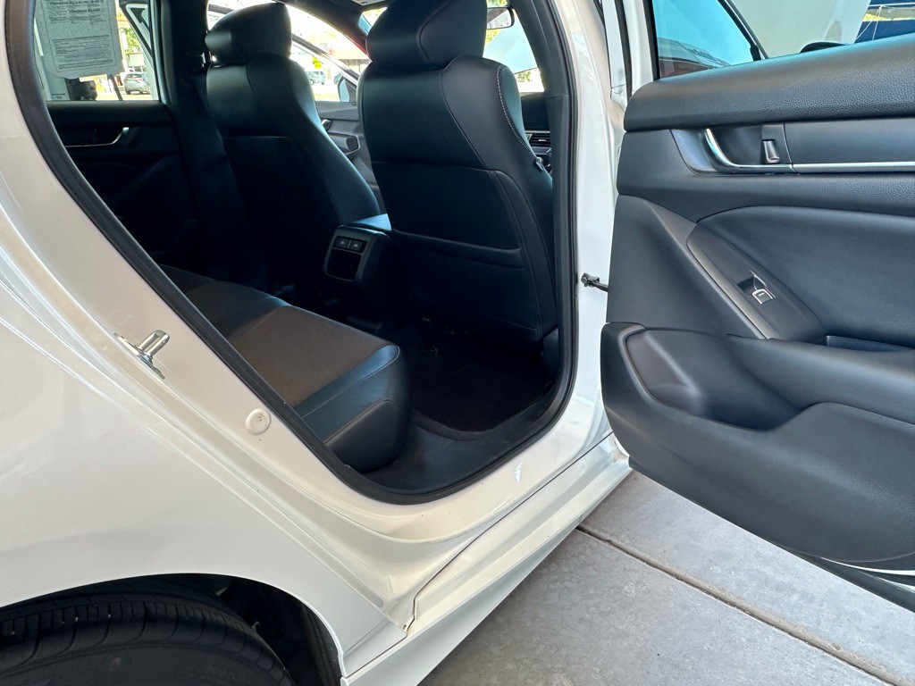 2022 Honda Accord Image 21