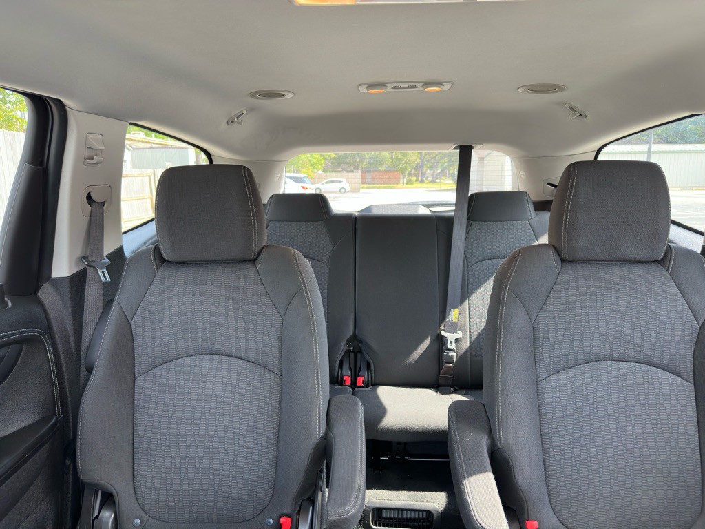 2016 Chevrolet Traverse Image 15