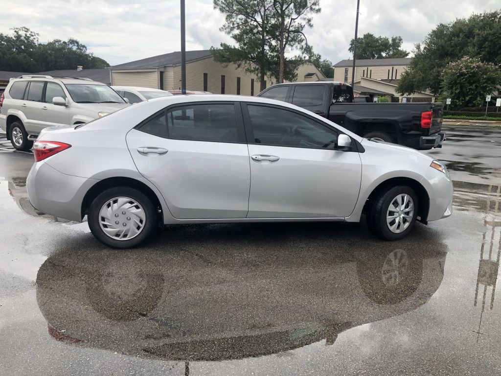 2014 Toyota Corolla Image 2