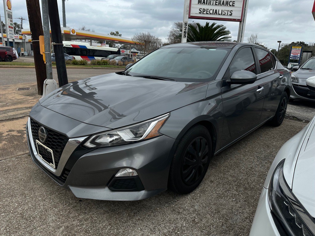 2020 Nissan Altima Image 2