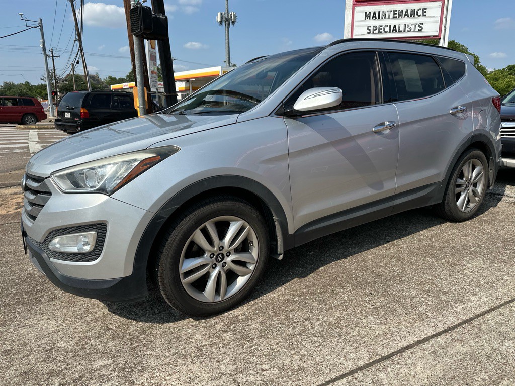 2016 Hyundai Santa Fe Sport Image 2