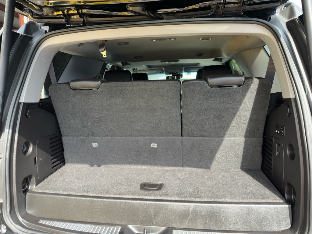 2015 Chevrolet Tahoe Image 16