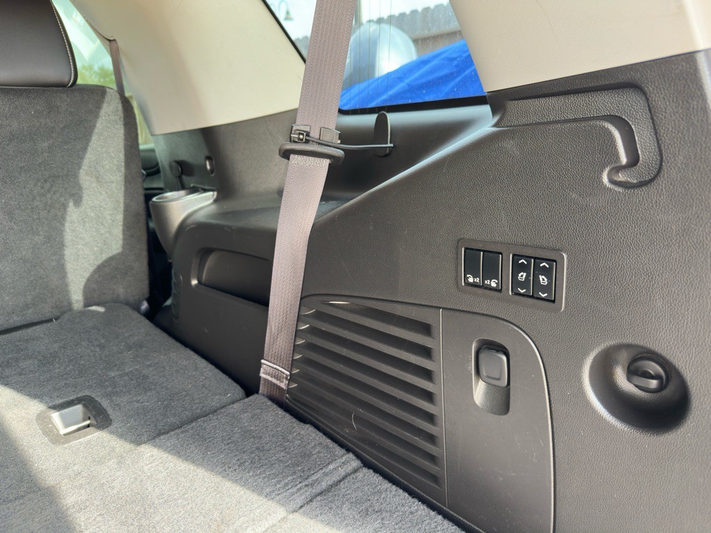 2015 Chevrolet Tahoe Image 17