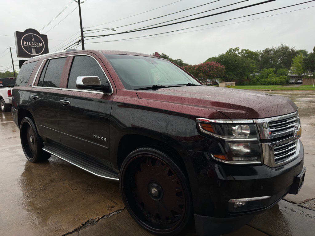2015 Chevrolet Tahoe Image 2