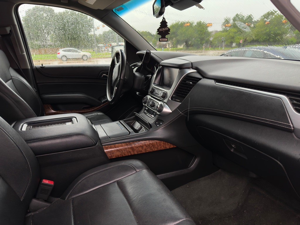 2015 Chevrolet Tahoe Image 8
