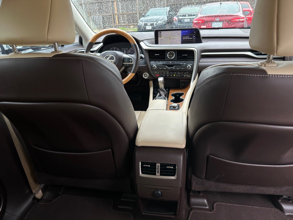 2017 Lexus RX Image 12