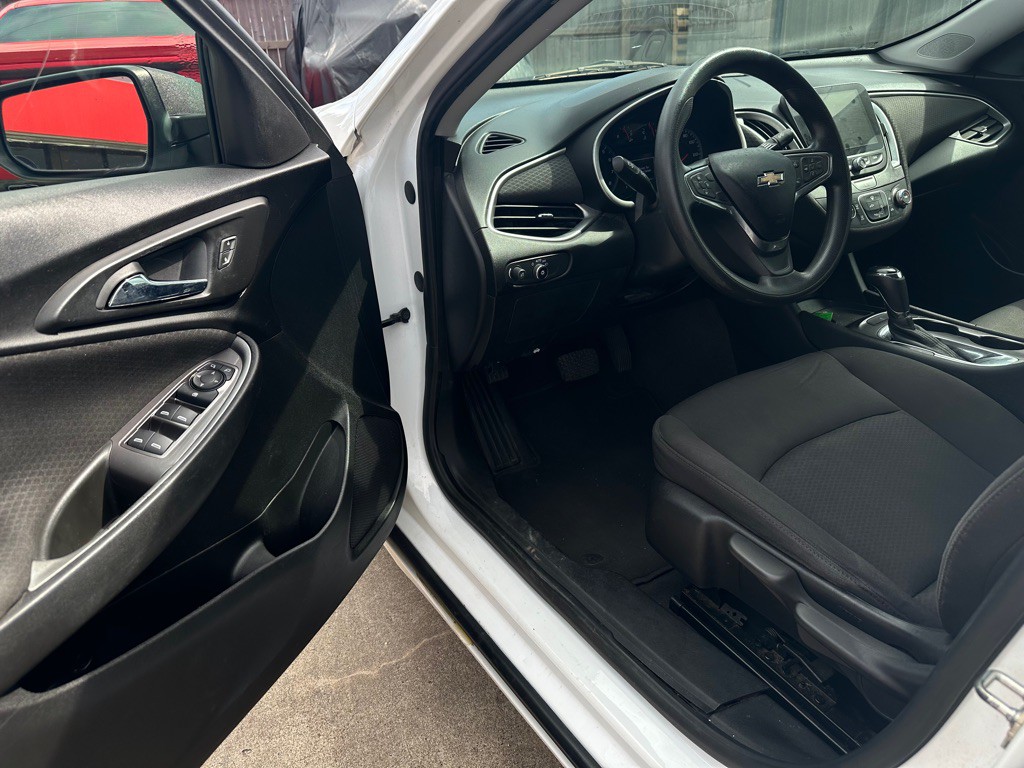 2019 Chevrolet Malibu Image 5