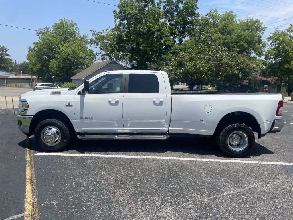 2021 RAM 3500 Image 4