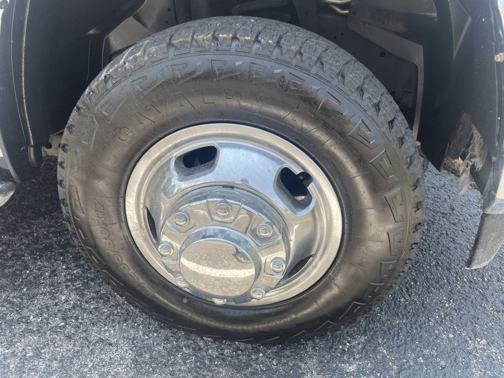 2021 RAM 3500 Image 9