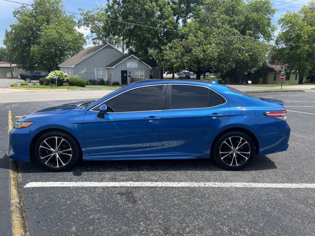 2019 Toyota Camry Image 4
