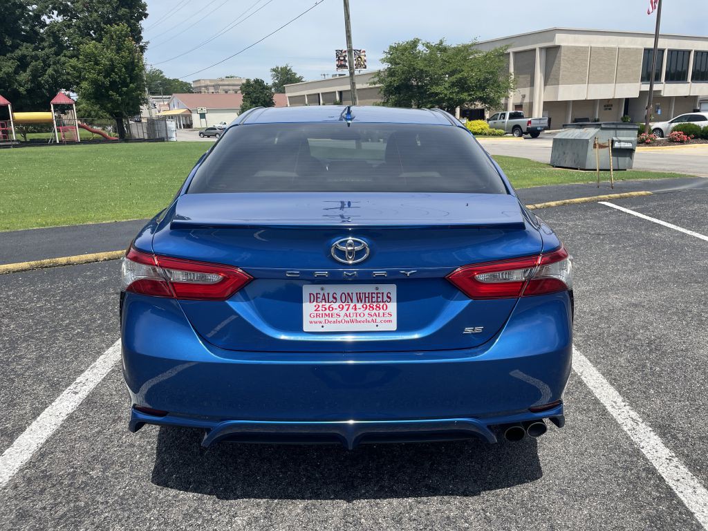 2019 Toyota Camry Image 6