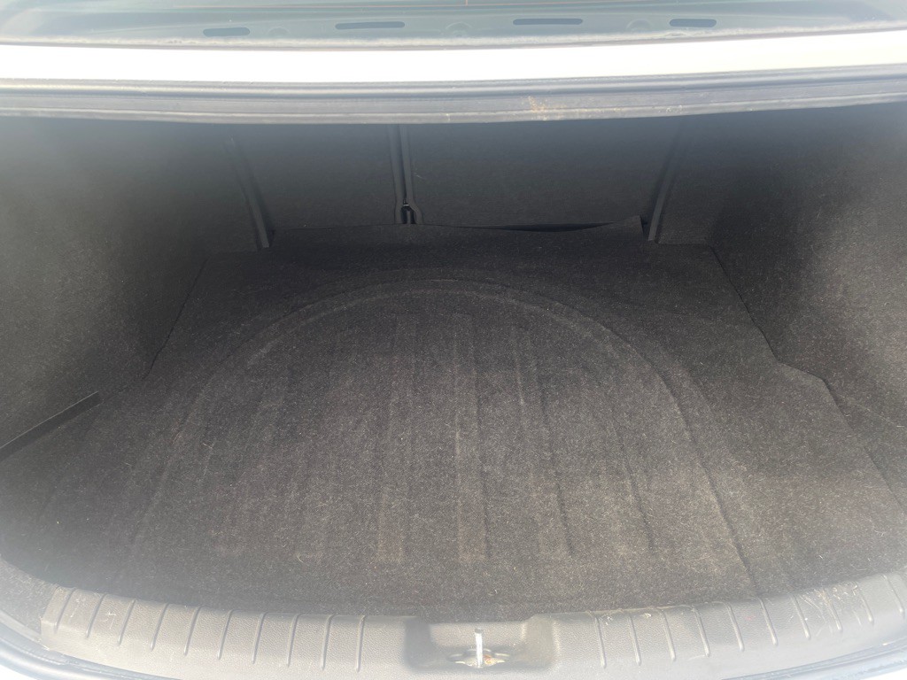 2017 Hyundai Elantra Image 10