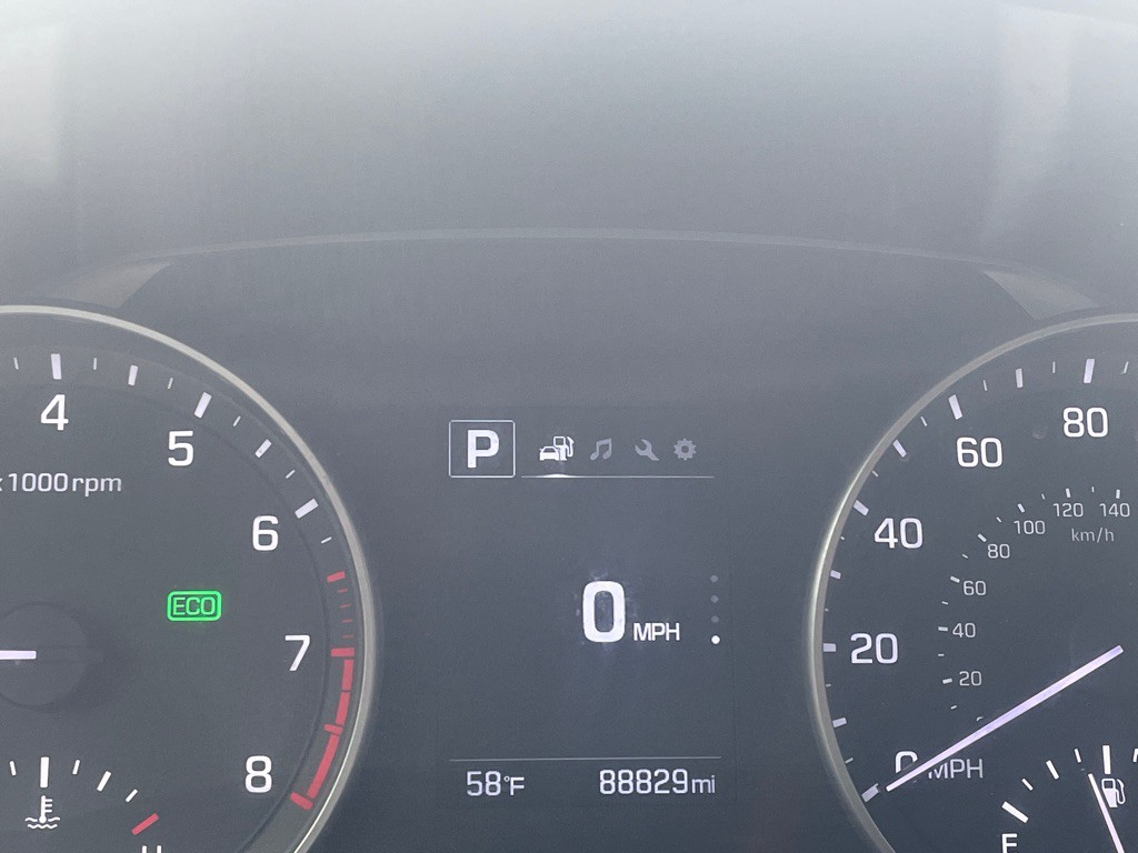 2017 Hyundai Elantra Image 14