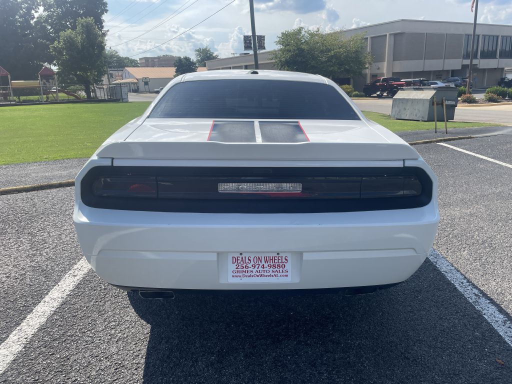 2011 Dodge Challenger Image 6
